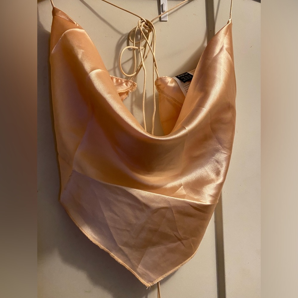 SHEIN Privé Tie Back Hanky Hem Cami Top